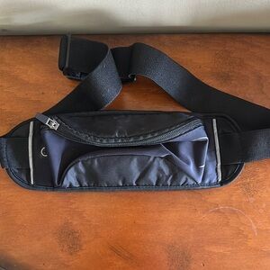Danskin Black Belt Bag!